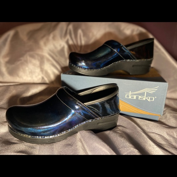 dansko professional petrol patent